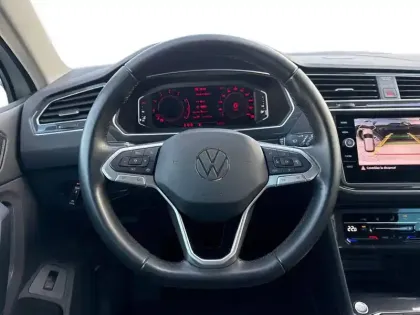 Photo 15 Volkswagen Tiguan  1.5 TSI 130ch BVM6