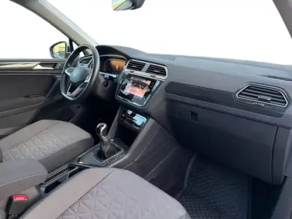 Photo 8 Volkswagen Tiguan  1.5 TSI 130ch BVM6