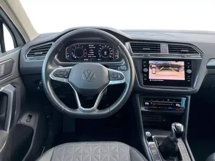 Photo 11 Volkswagen Tiguan  1.5 TSI 130ch BVM6