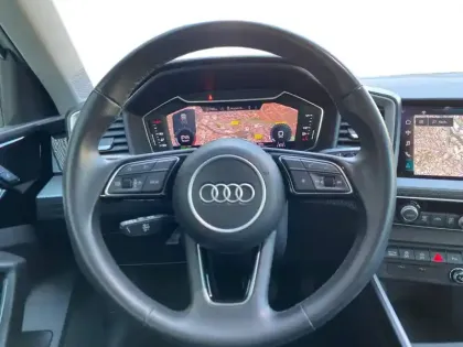 Photo 15 Audi A1  Allstreet 30 TFSI 110 ch S tronic 7