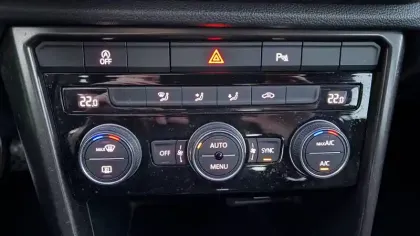 Photo 22 Volkswagen T-roc  1.5 TSI 150 EVO Start/Stop DSG7