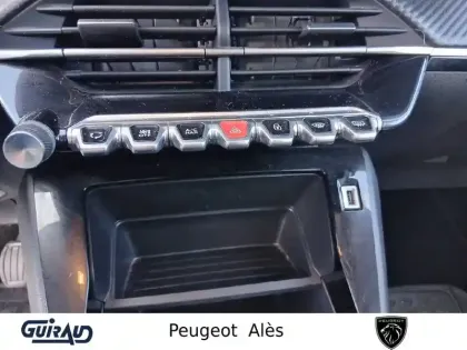 Photo 15 Peugeot 208  PureTech 100 S&S BVM6