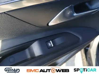 Photo 33 Peugeot 3008  BlueHDi 130ch S&S EAT8