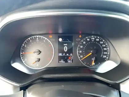 Photo 5 Renault Clio  TCe 90 - 21