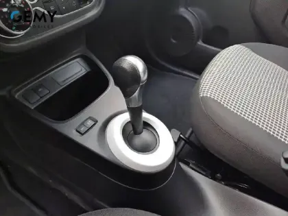 Photo 11 Renault Twingo  III E-Tech