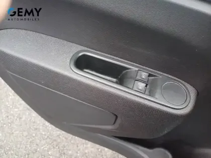 Photo 14 Renault Twingo  III E-Tech