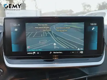 Photo 33 Peugeot 208  PureTech 100 S&S BVM6