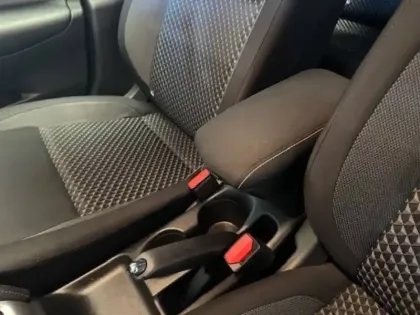 Photo 37 Nissan Micra  IG-T 100