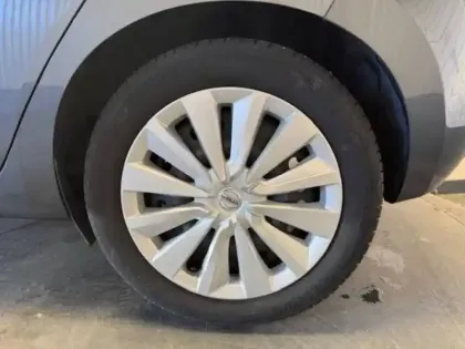 Photo 40 Nissan Micra  IG-T 100