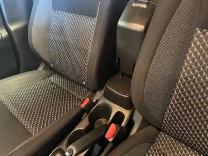 Photo 39 Nissan Micra  IG-T 100