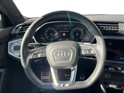 Photo 15 Audi Q3  45 TFSIe 245 ch S tronic 6