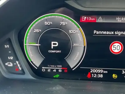 Photo 27 Audi Q3  45 TFSIe 245 ch S tronic 6