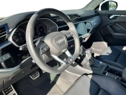 Photo 14 Audi Q3  45 TFSIe 245 ch S tronic 6