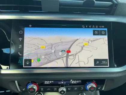 Photo 17 Audi Q3  45 TFSIe 245 ch S tronic 6