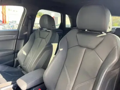 Photo 21 Audi Q3  45 TFSIe 245 ch S tronic 6