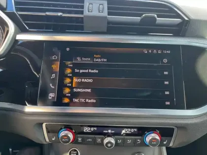 Photo 35 Audi Q3  45 TFSIe 245 ch S tronic 6