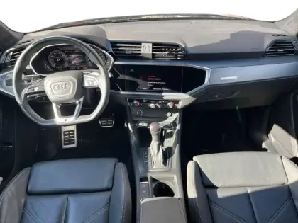 Photo 10 Audi Q3  45 TFSIe 245 ch S tronic 6