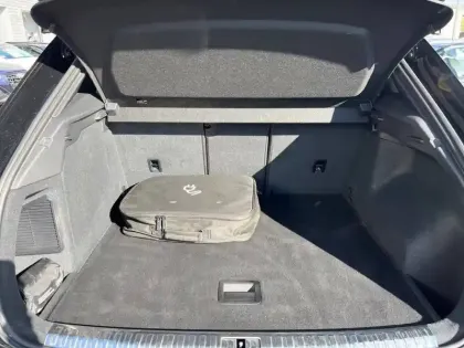 Photo 12 Audi Q3  45 TFSIe 245 ch S tronic 6