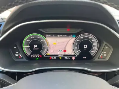 Photo 39 Audi Q3  45 TFSIe 245 ch S tronic 6