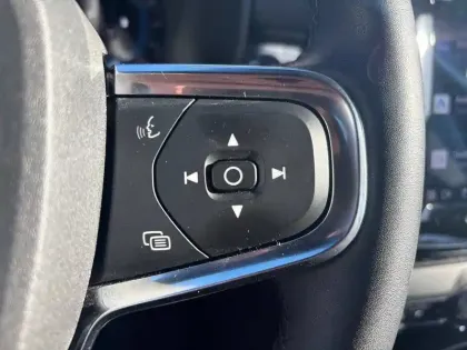 Photo 12 Volvo Xc40  B3 163 ch DCT7