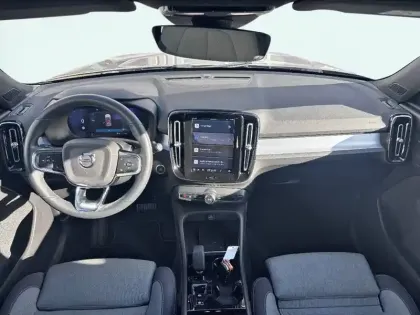 Photo 3 Volvo Xc40  B3 163 ch DCT7