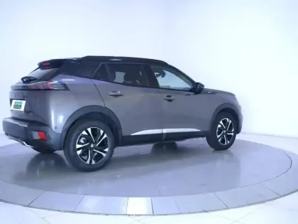 Photo 46 Peugeot 2008  PureTech 130 S&S EAT8