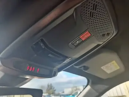 Photo 18 Peugeot 2008  PureTech 130 S&S EAT8