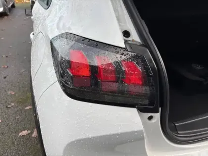 Photo 16 Peugeot 208  Electrique 50 kWh 136ch