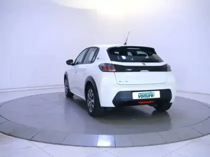 Photo 26 Peugeot 208  Electrique 50 kWh 136ch