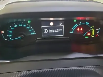 Photo 29 Peugeot 208  Electrique 50 kWh 136ch