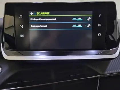 Photo 42 Peugeot 208  Electrique 50 kWh 136ch