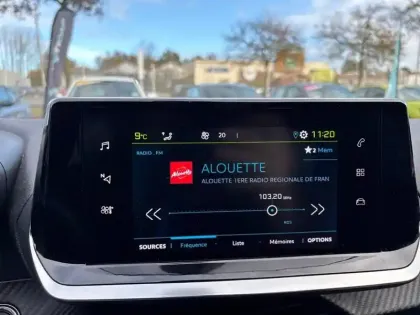 Photo 19 Peugeot 208  Electrique 50 kWh 136ch