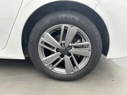 Photo 39 Peugeot 308  BlueHDi 130ch S&S BVM6