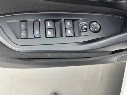 Photo 17 Peugeot 308  BlueHDi 130ch S&S BVM6