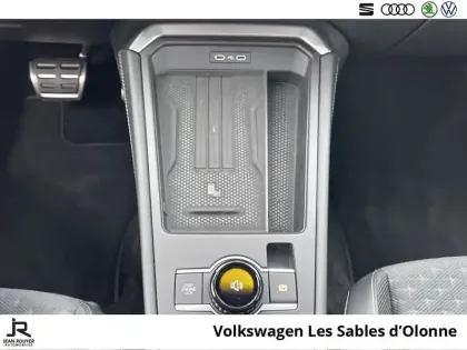 Photo 25 Volkswagen T-roc  1.5 eTSI EVO2 Hybrid 150 ch DSG7