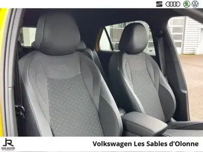 Photo 29 Volkswagen T-roc  1.5 eTSI EVO2 Hybrid 150 ch DSG7