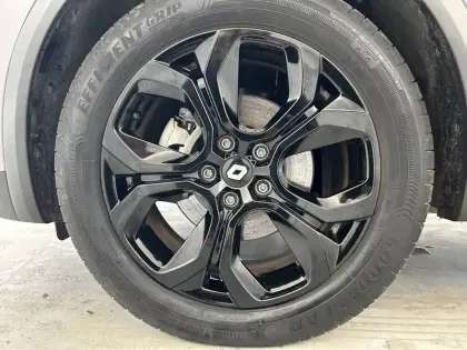 Photo 27 Renault Captur  E-Tech 145