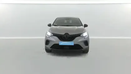 Photo 16 Renault Captur  E-Tech 145