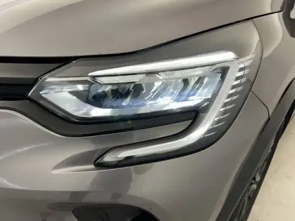 Photo 29 Renault Captur  E-Tech 145