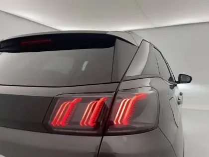 Photo 51 Peugeot 3008  Puretech 130ch S&S EAT8