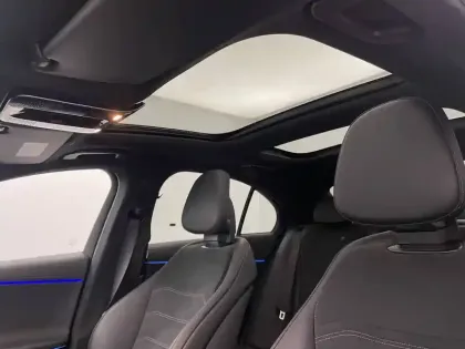 Photo 23 Mercedes Classe E  300 de Hybrid EQ 9G-Tronic