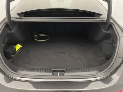 Photo 13 Mercedes Classe E  300 de Hybrid EQ 9G-Tronic