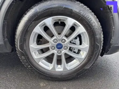 Photo 15 Ford Kuga  2.5 Duratec 190 ch FlexiFuel FHEV E85 Powershift