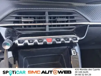 Photo 79 Peugeot 208  PureTech 100 S&S BVM6