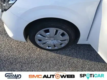 Photo 32 Peugeot 208  PureTech 100 S&S BVM6