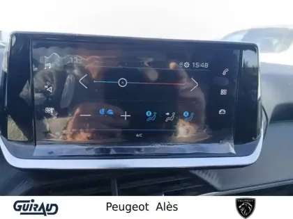 Photo 16 Peugeot 208  PureTech 100 S&S BVM6