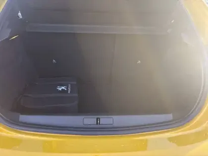 Photo 5 Peugeot 208  Electrique 50 kWh 136ch