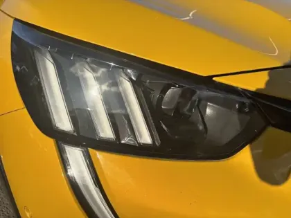 Photo 15 Peugeot 208  Electrique 50 kWh 136ch