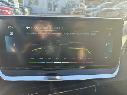 Photo 19 Peugeot 208  Electrique 50 kWh 136ch