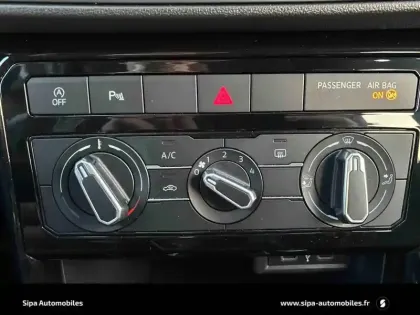 Photo 18 Volkswagen T-cross  1.0 TSI 115 Start/Stop BVM6